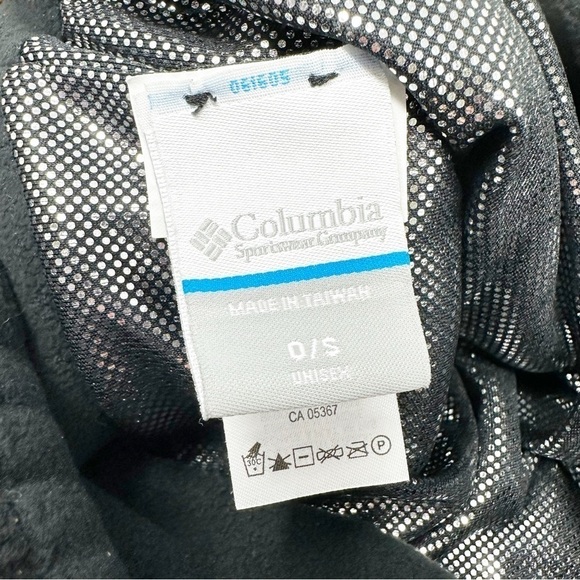 Columbia Knit Pom Beanie Hat - Picture 3 of 6